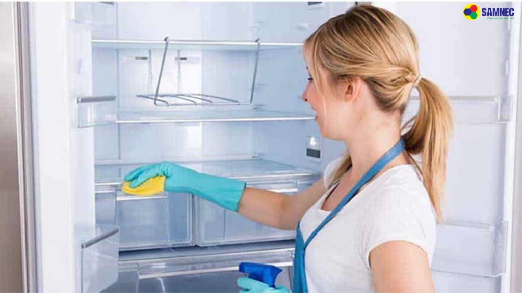 Vệ sinh tủ lạnh định kỳ