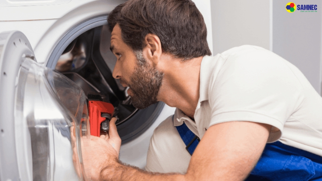 Do công tắc cửa hoặc bo mạch điều khiển gặp sự cố