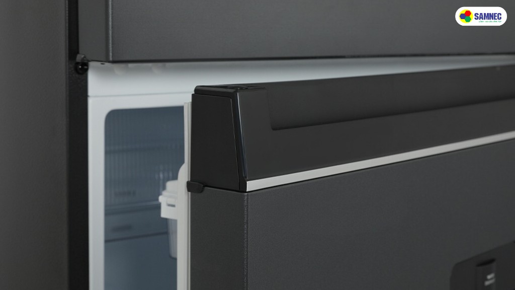 cửa tủ lạnh Toshiba không được đóng chặt
