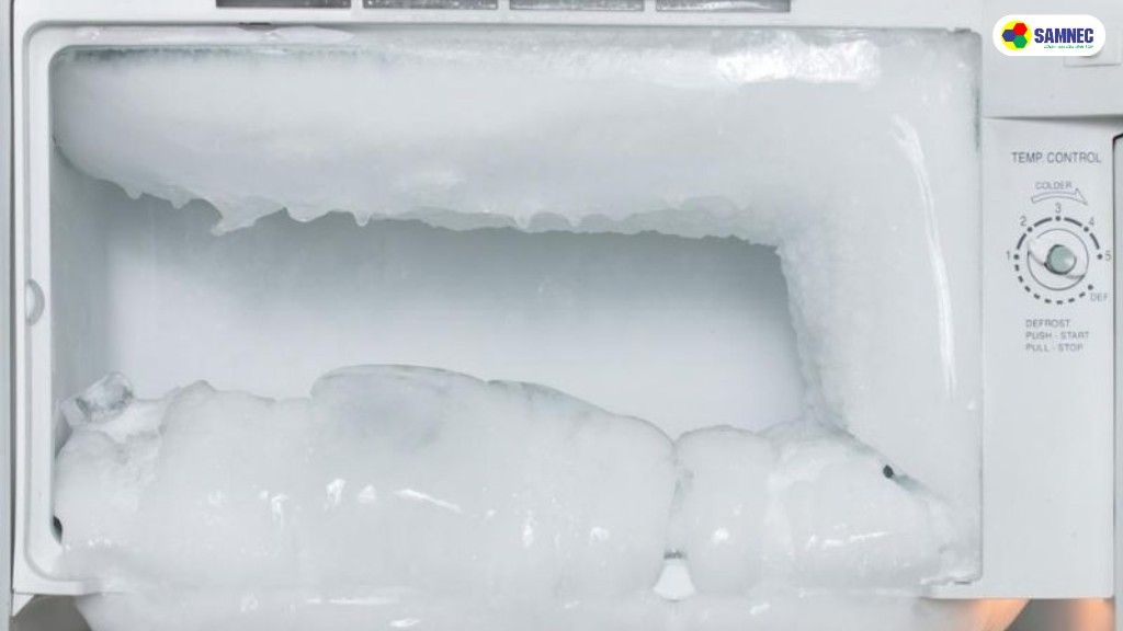 Tủ lạnh bị bám tuyết
