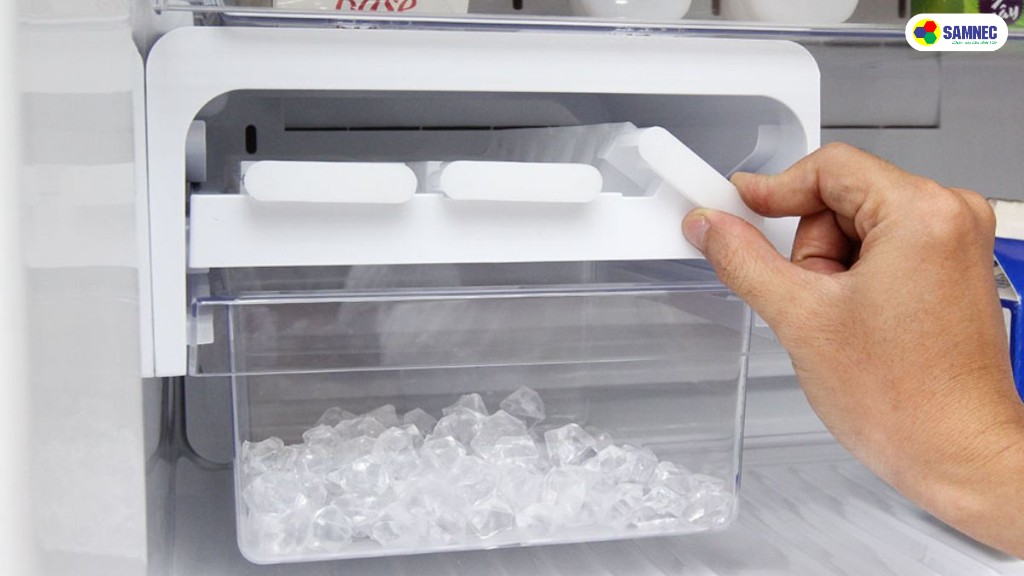 Khay đựng nước đá bị hỏng
