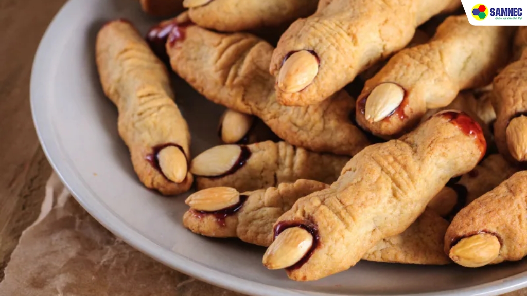 Bánh quy ngón tay Halloween