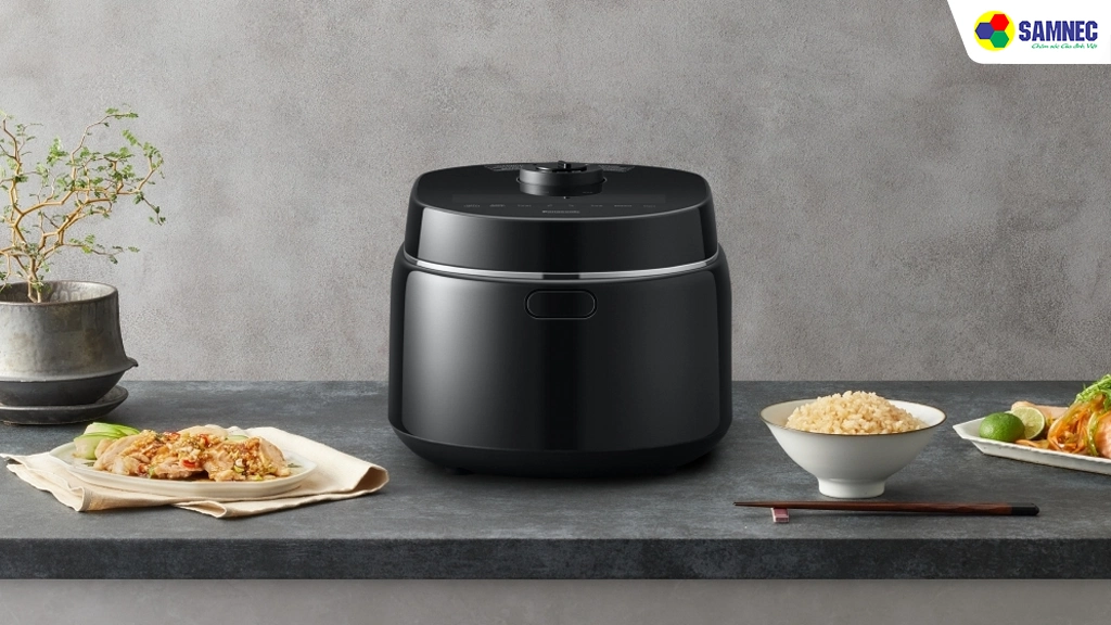 Nồi cơm điện tử 1.8 lít Panasonic SR-DM184KRA- Thiết kế