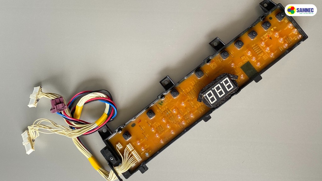  máy giặt Hitachi hỏng mạch điều khiển