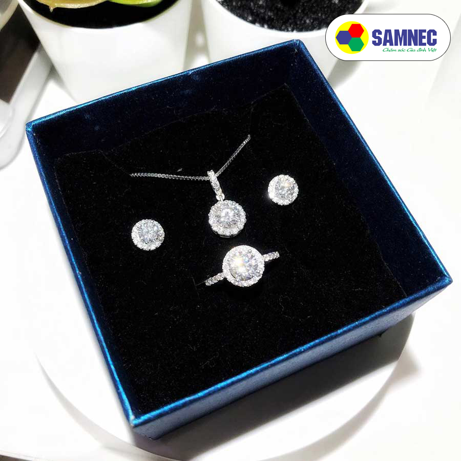 trang sức valentine