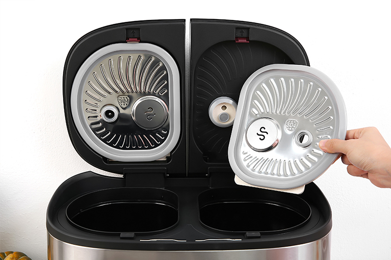 Nắp trong Sharp 1.8 lít KN-TC50VN-SL Bạc