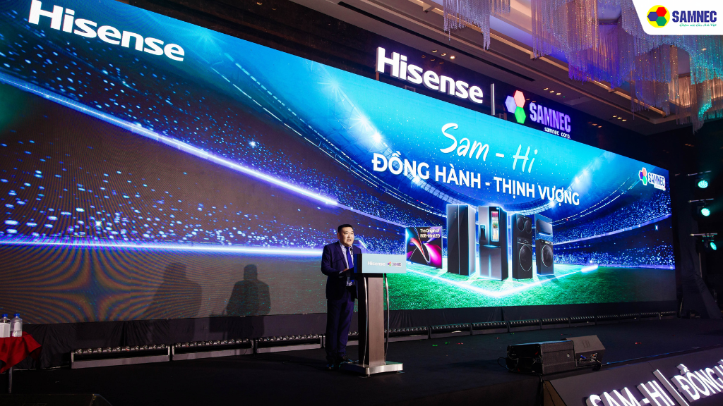 CEO Hisense - ông David phát biểu mở đầu buổi lễ