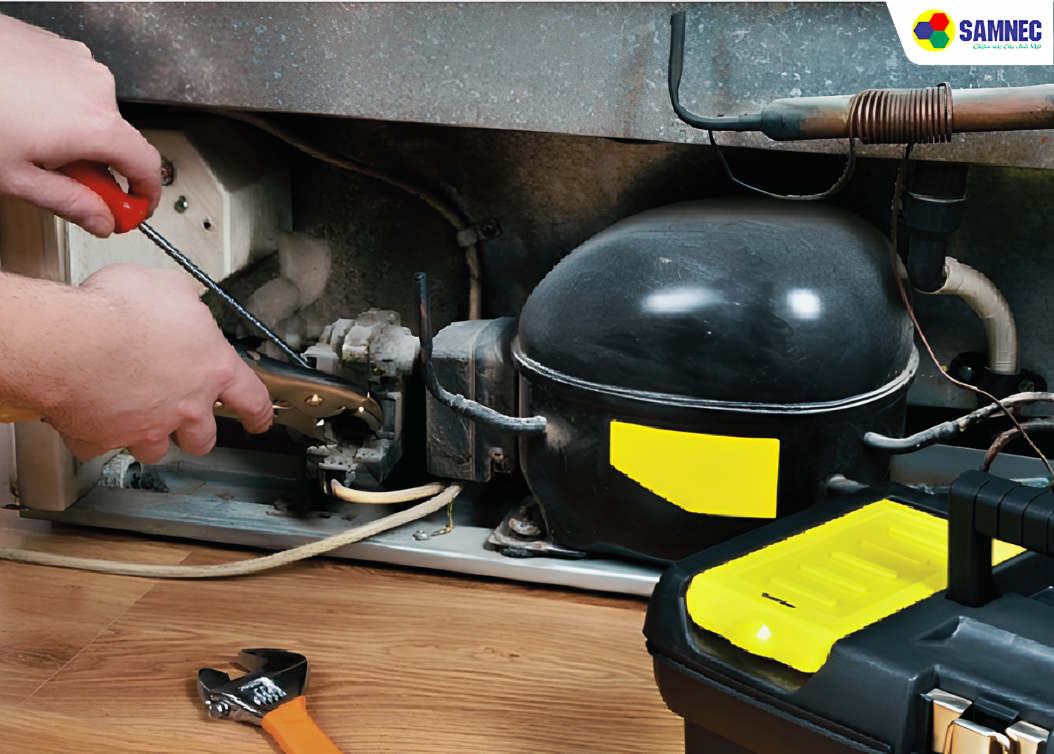 Hết gas có thể là nguyên do khiến tủ lạnh vẫn chạy nhưng không lạnh
