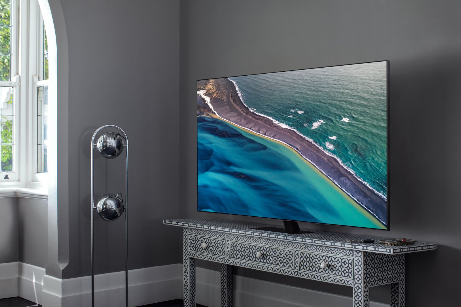 Dòng TV QLED 4K Và Crystal UHD 4K 2020 của Samsung có gì đặc biệt
